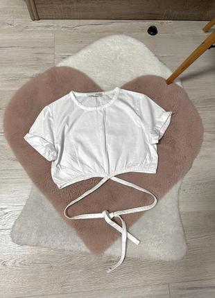 Футболочка от pull & bear