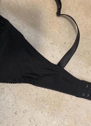 Бюстгальтер ліфчик