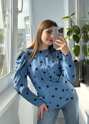 Світло синя блуза в горох із віскози з рукавами ліхтариками 1+1=3