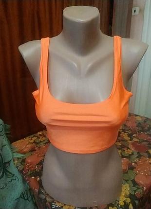 Яркий топ майка