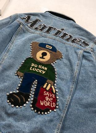 Стильный джинсовый oversized жакет mochy c модными патчами и шикарным фактурным teddy мишкой2 фото