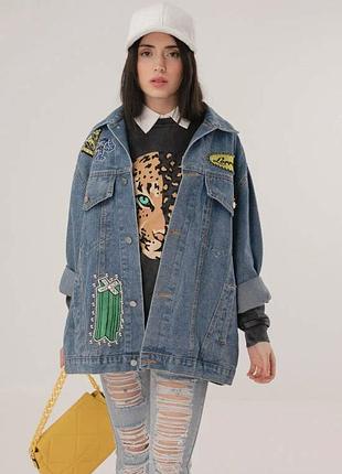 Стильный джинсовый oversized жакет mochy c модными патчами и шикарным фактурным teddy мишкой7 фото