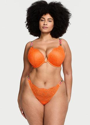 Эффектные кружевные трусики со стразами victoria's secret3 фото