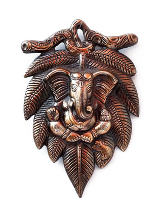 Картина алюминиевая гашеш на листьях