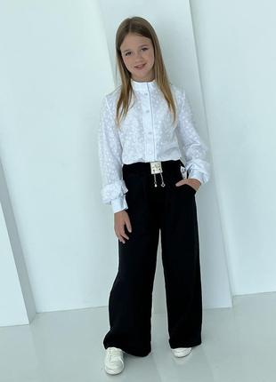 Блузка длядівчинки з вишивкою