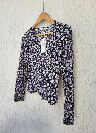 Mango блуза черного цвета с цветочным узором р.xs7 фото