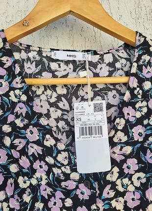 Mango блуза черного цвета с цветочным узором р.xs8 фото
