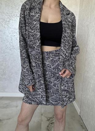 Твидовый костюм reserved