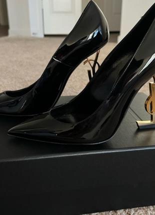 Шикарные лодочки лакированная кожа в стиле ysl