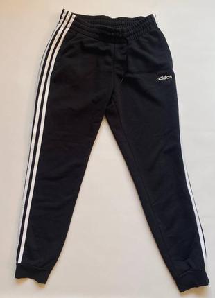 Спортивні штани adidas на манжетах