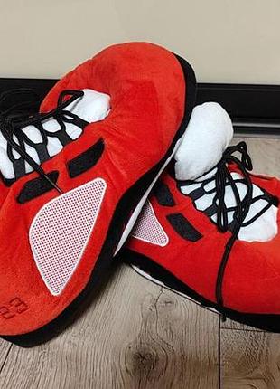 Тапки кросовки джордан красные размер 40-45(30см)