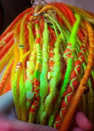 Флуоресцентные дреды и косы фестивальный комплект на рейв на фестиваль очередной яскарь