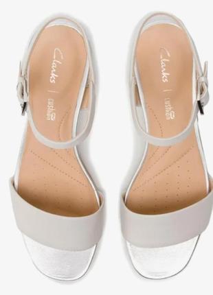 Кожаные босоножки clarks с ортопедической стелькой 25см4 фото