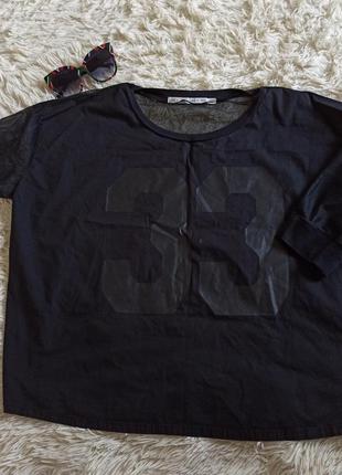 Футболка чорна стильна жіноча uniq