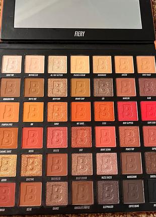 Палетка тіней beauty bay fiery