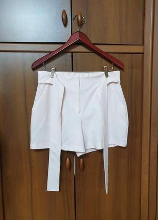 Шорты. dorothy perkins.