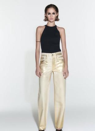 Джинсы zara золотые, золотистые, позолоченные, с напылением золота