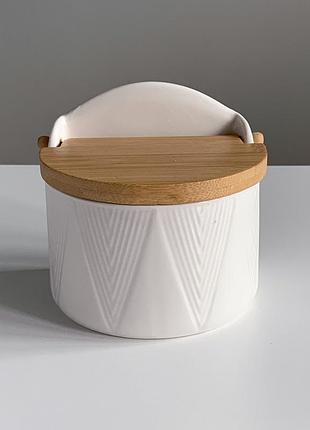 Керамічна банка зі зручною бамбуковою кришкою