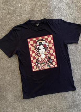 Футболка з принтом