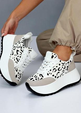 Кросівки код 21951