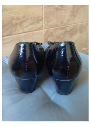 Класичні туфлі чорні шкіряні alpina .р.5,58 фото