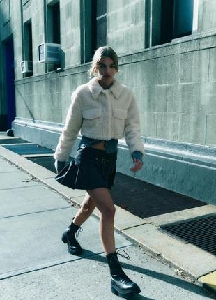 Укороченная куртка из овчины zara
