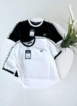 Чоловіча футболка fred perry біла з лампасами фред перрі (b)