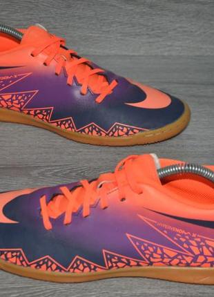 Продам кросівки для футболу фирма nike hypervenomx phade .