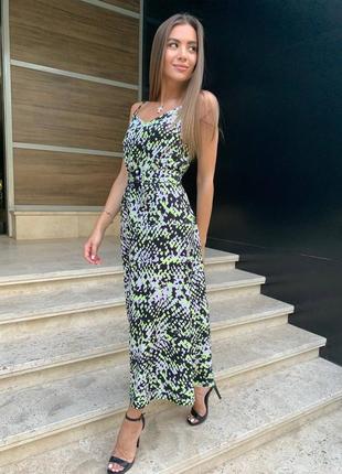 Сарафан актуальний колір