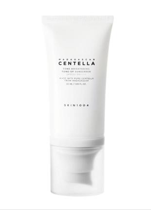 Skin1004 madagascar centella tone brightening tone-up sunscreen spf50 освітлювальний, 50 мл