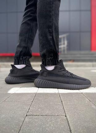 Yeezy неймовірного космічного кольору💙🖤7 фото