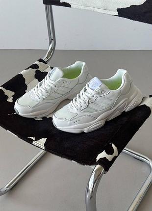 Легкие и удобные женские кроссовки / демисезонные / весенние, летние, осенние / текстиль, сетка, кожа / черные, белые