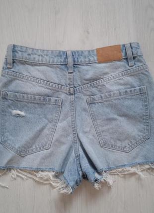 Джинсовые шорты