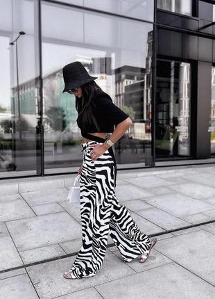 Трендовые брюки зебра