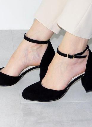 Туфли замшевые на устойчивом каблуке женские с ремешком черные2 фото