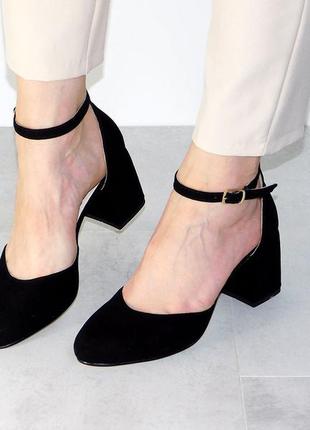 Туфли замшевые на устойчивом каблуке женские с ремешком черные7 фото