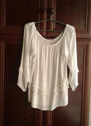 Вискозная белая блузка жатка с оголенными плечами длинный рукав батал peacocks everyday style