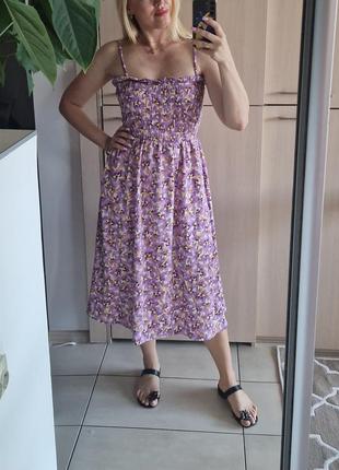 Сарафан, сукня