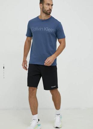 Футболка calvin klein