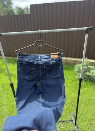 Женские джинсы клеш levi`s w30