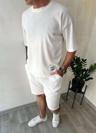 Чоловічий костюм