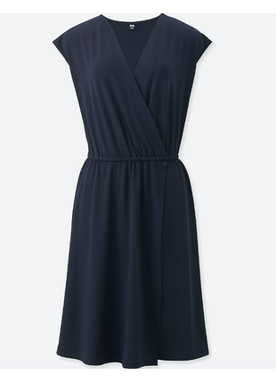 Uniqlo -трикотажна сукня з запахом л/48/50р.