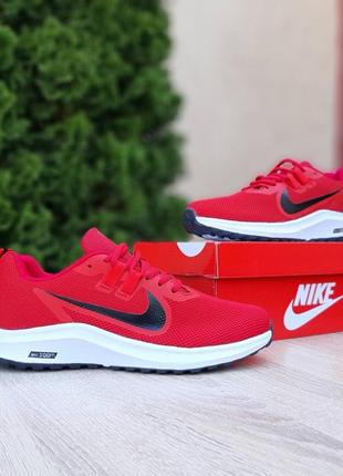 Кросівки Nike Shorts Bukser Swoosh Run червоні на білій