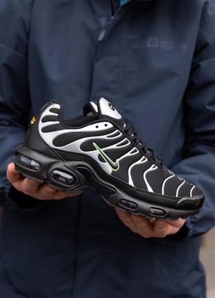 Мужские кроссовки найк аир макс плюс тн / nike ltr air max plus tn black silver green