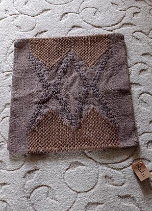 Продам  декоративну  наволочку