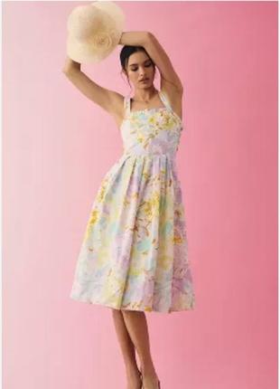 Легкий сарафан / нарядний сарафан