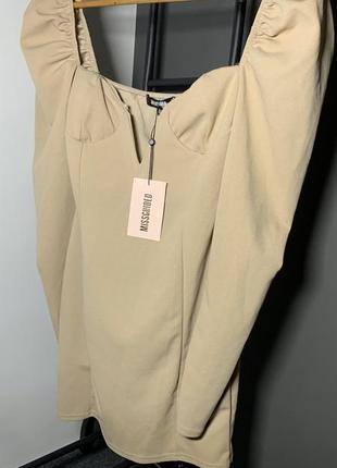 Сукня з відкритими плечами і декольте missguided