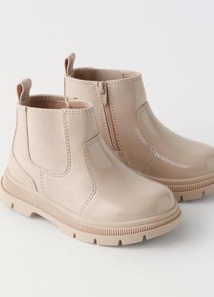 Детские ботинки zara
