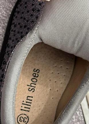 Мокасины, кроссовки на девочку 32-37, маломерят