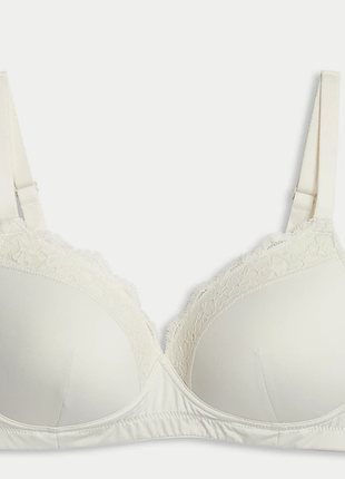 Бюстгальтер marks&spencer молочного кольору для щасливої власниці пишних грудей